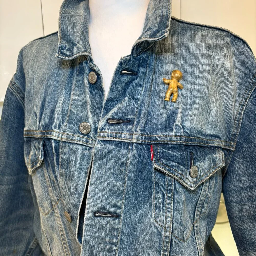 Vintage Allison Mager Gold Tone Baby Brooch Unique Statement Costume Jewelry - Picture 3 of 11